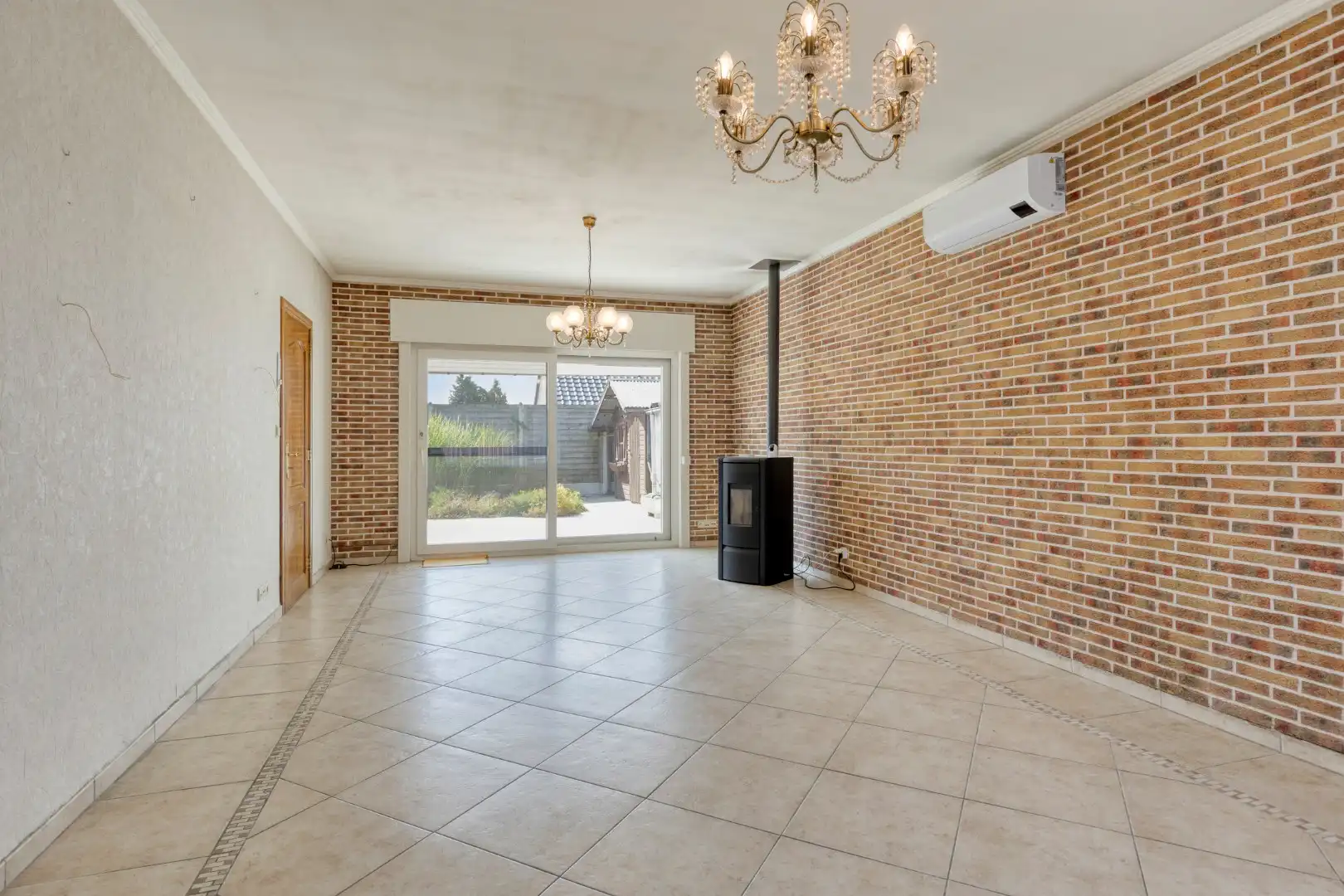Halfopen bebouwing met 3 slaapkamers, bereikbare zolder in Kumtich! - EPC 366 kWh/m² - bewoonbare opp.158 m² foto 5