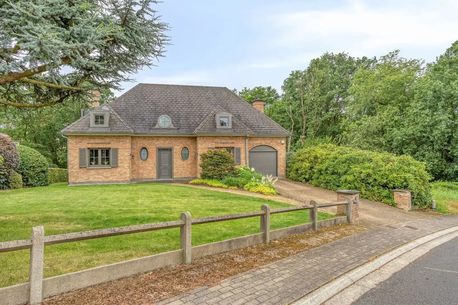 Villa te koop Eikenbosstraat 8 - 1640 SINT-GENESIUS-RODE