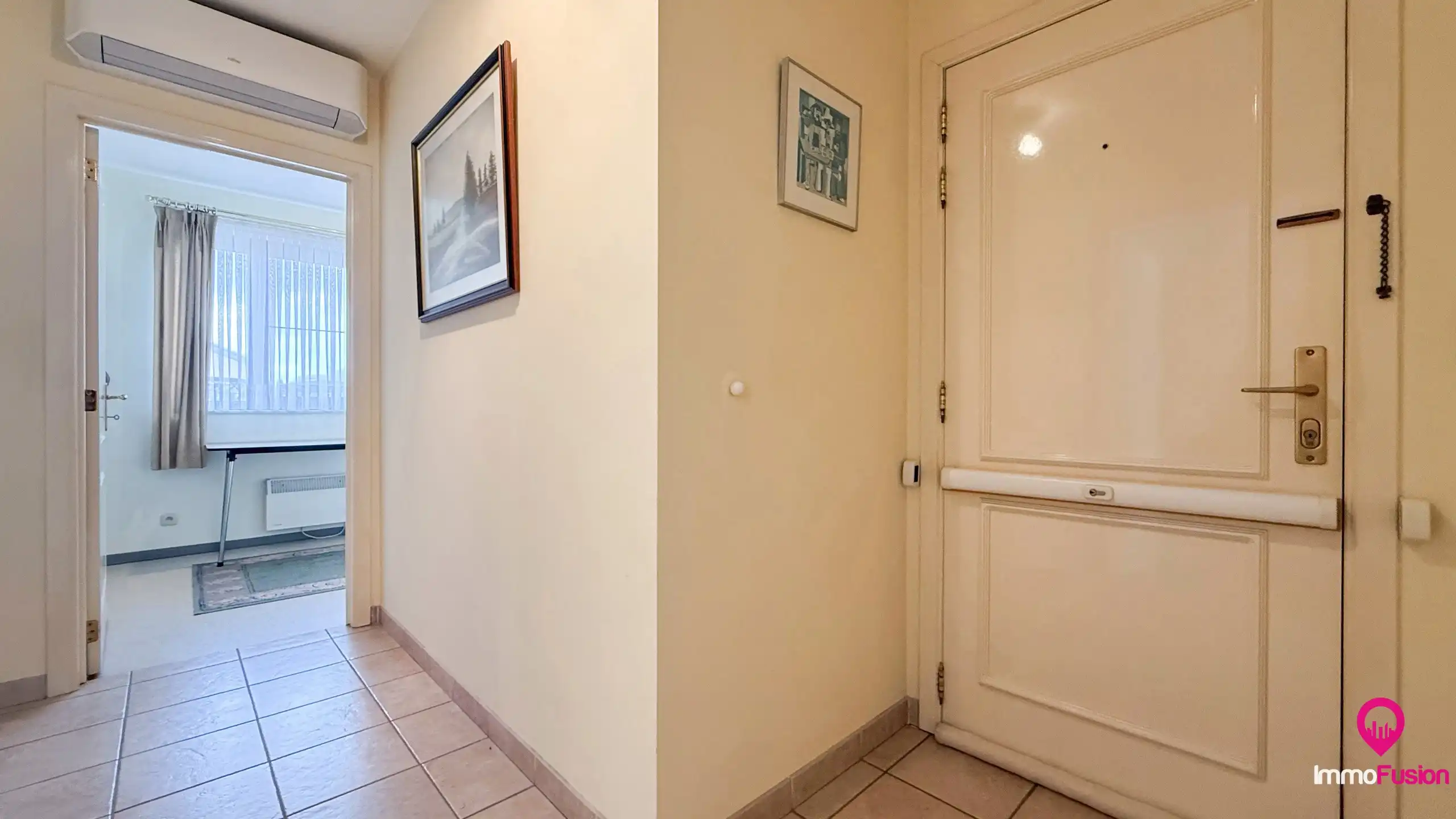 Appartement met 2 slpks, terras, garage en autostaanplaats! foto 6