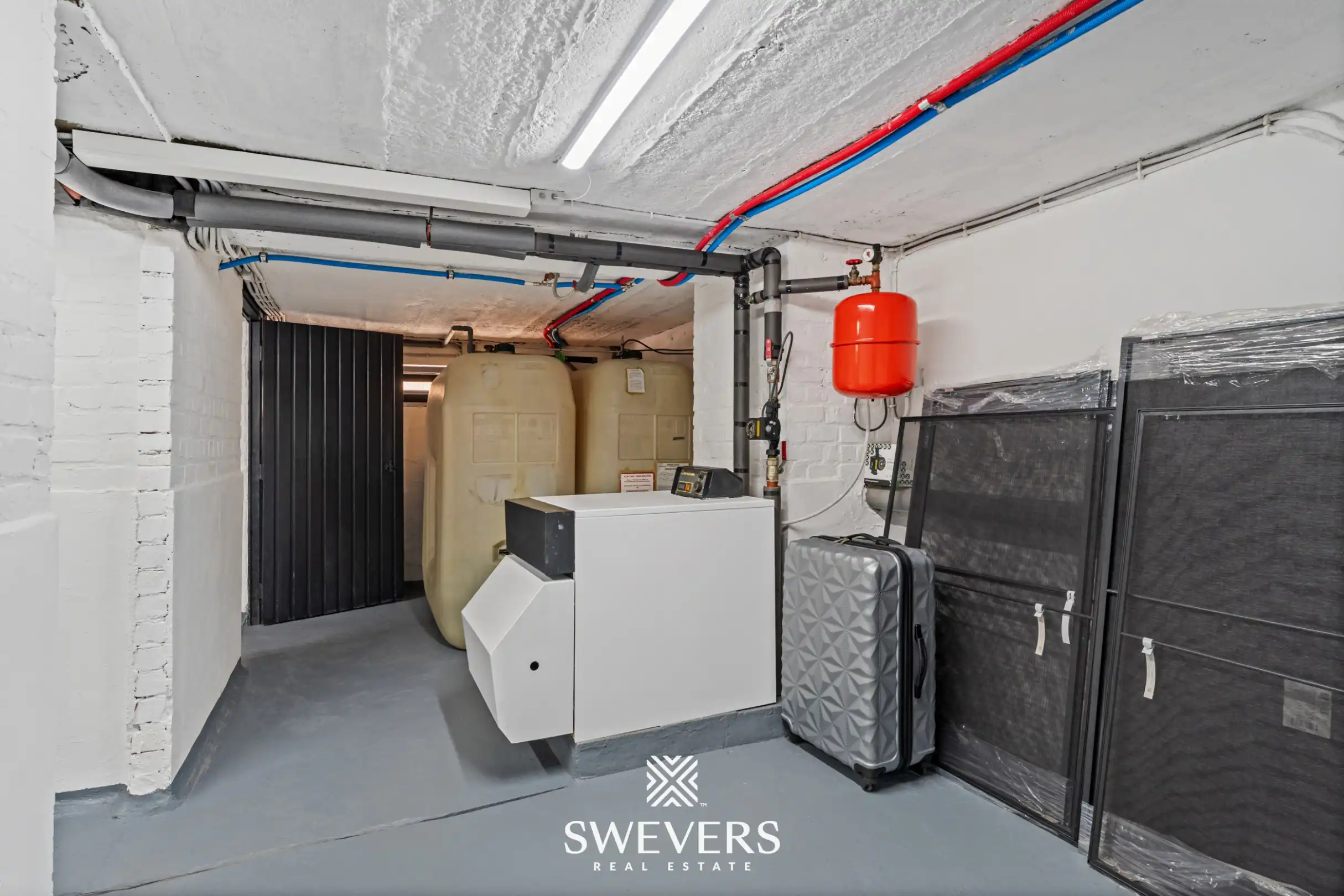 Prachtig gerenoveerde woning met 3 slaapkamers foto 37
