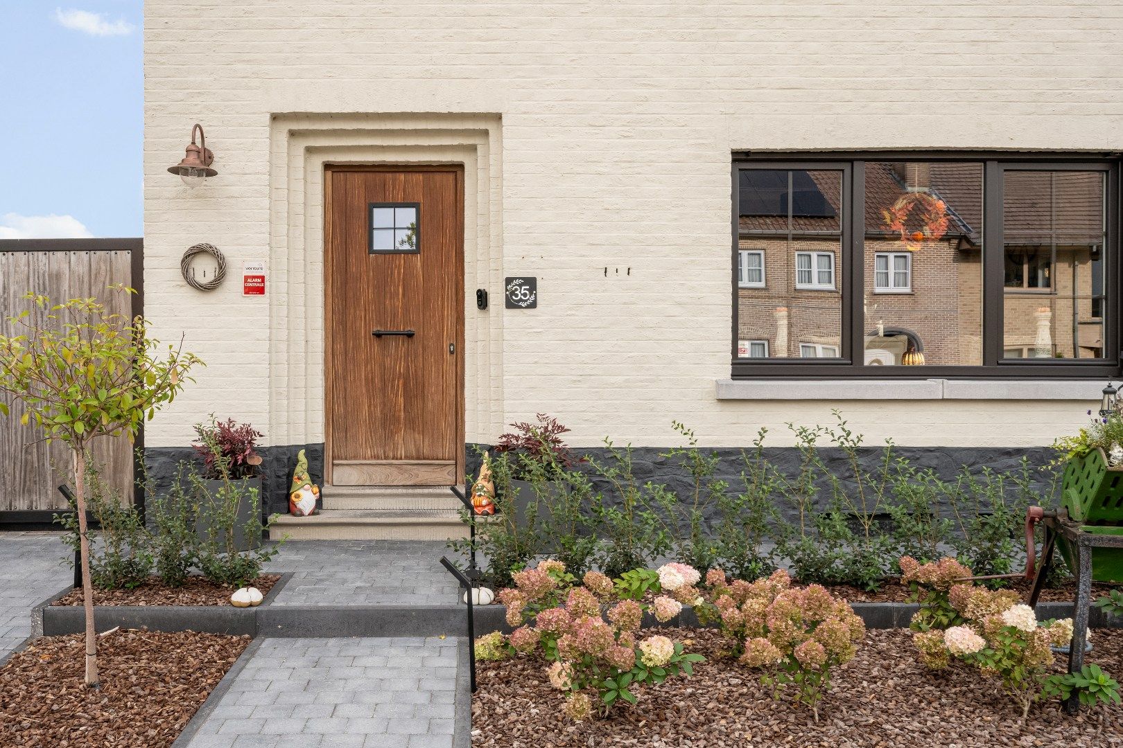 ()=>{if(producerUpdateValueVersion(node),producerAccessed(node),node.value===ERRORED)throw node.error;return node.value} Ijsbroekstraat 35 - - 9500 Geraardsbergen