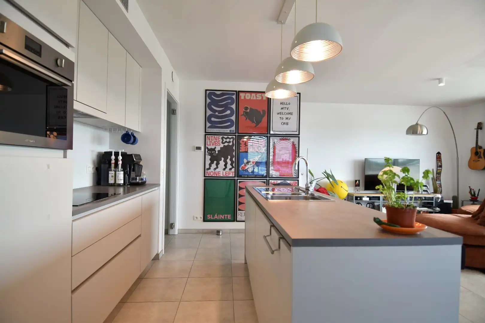 Prachtig 2-slaapkamerappartement (BJ 2021) met zicht op de Leie te koop in Harelbeke foto 2