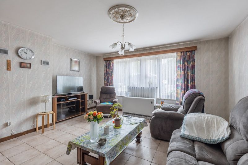 Gelijkvloers appartement met 2 slpkms, autostaanplaats en private berging foto 17