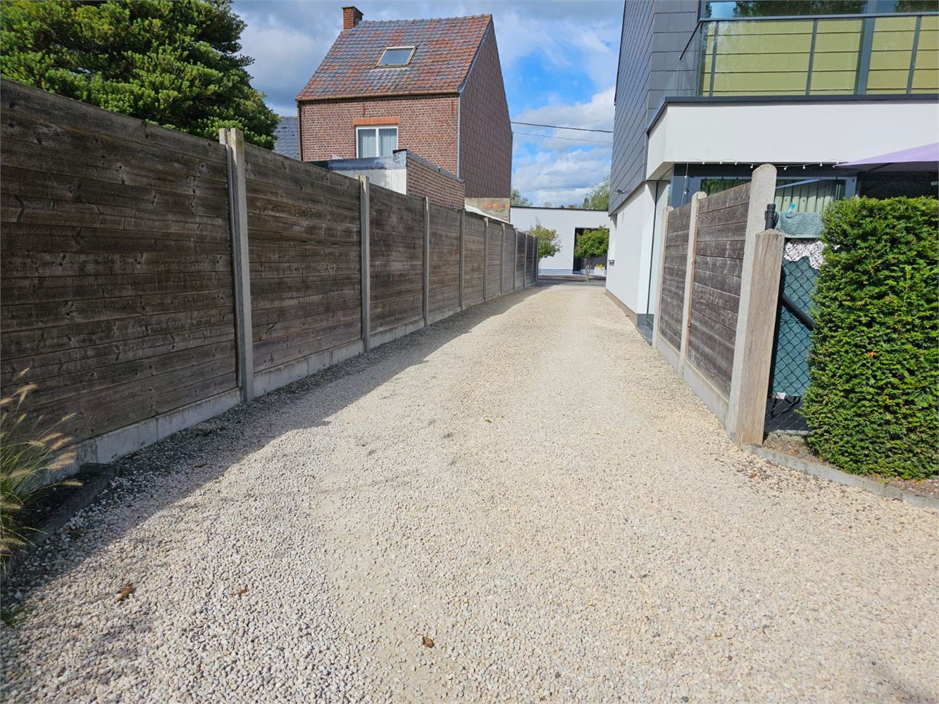 Duplex appartement met 3 slpks, terras (12,63m²) en 3 parkeerplaatsen (Moerbeke) foto 8