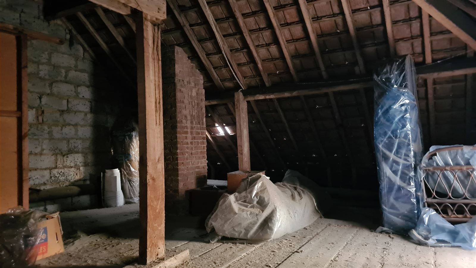 Ruime woning met tal van mogelijkheden en veel lichtinval! foto 18