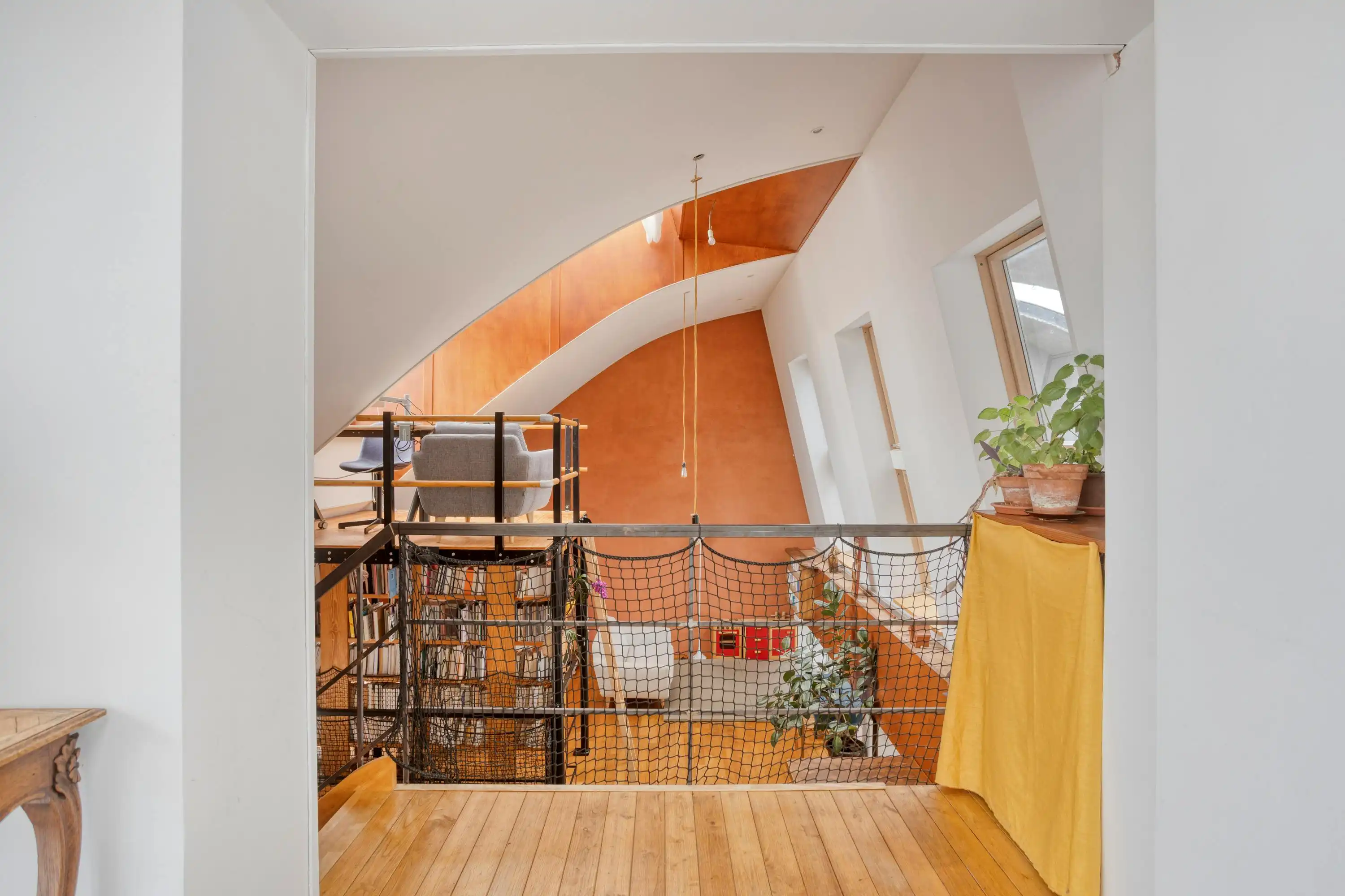Atypisch appartement te koop in Brussel: Uitzonderlijke triplex met terras (EPC B) foto 6