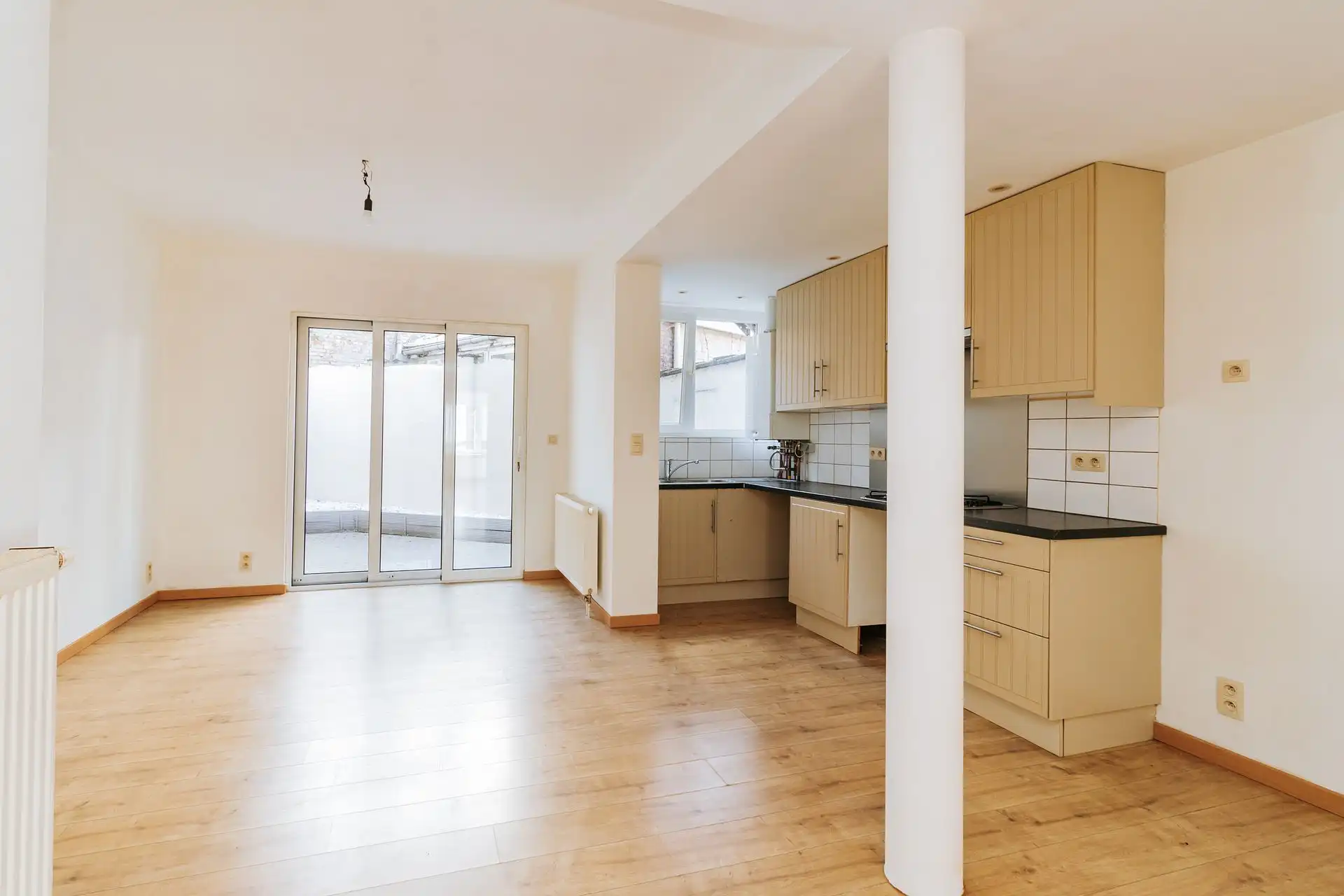 Gelijkvloers appartement met terras en kelderberging foto 3