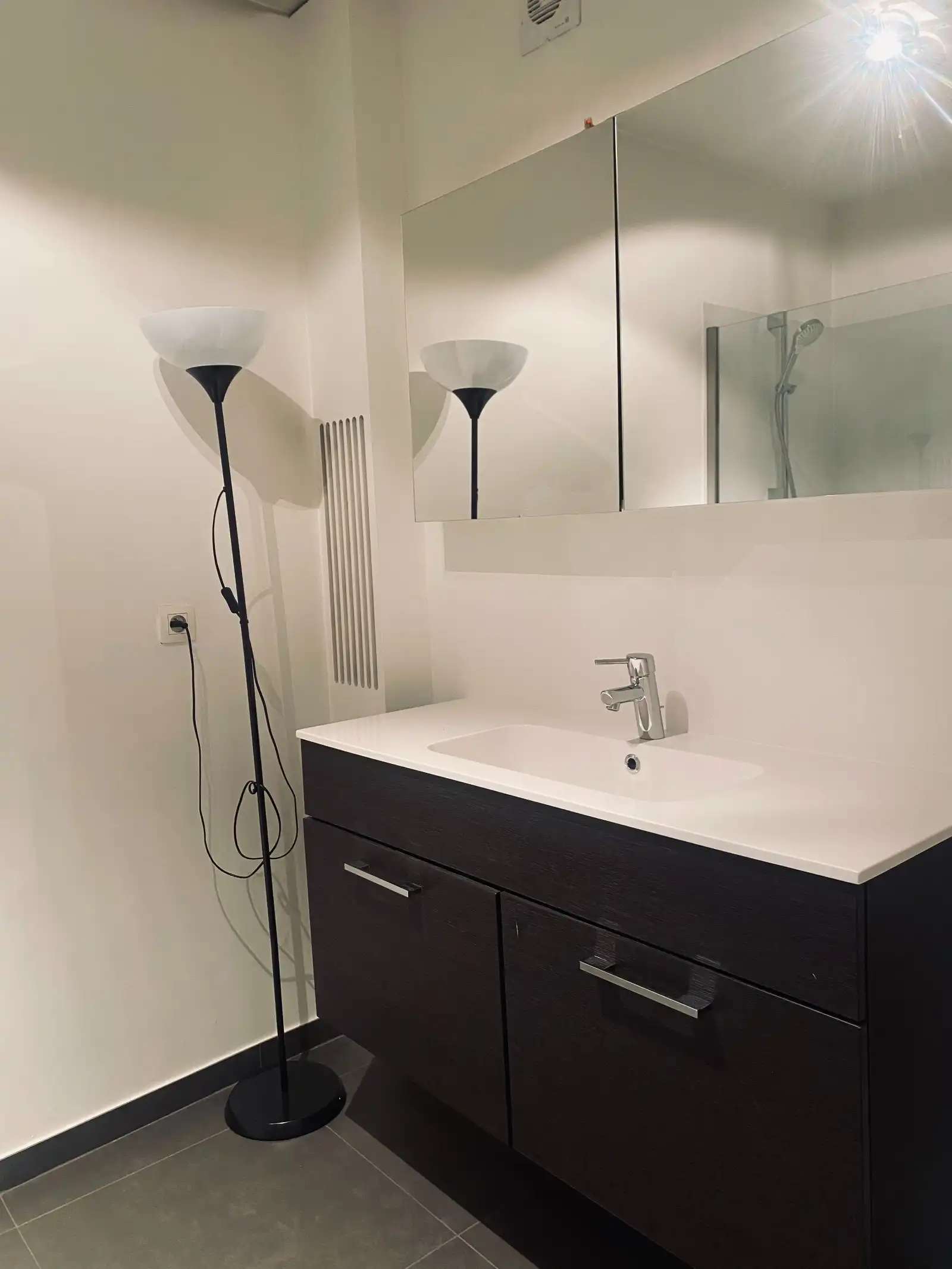 Uiterst goed gelegen 3 slaapkamer appartement foto 7