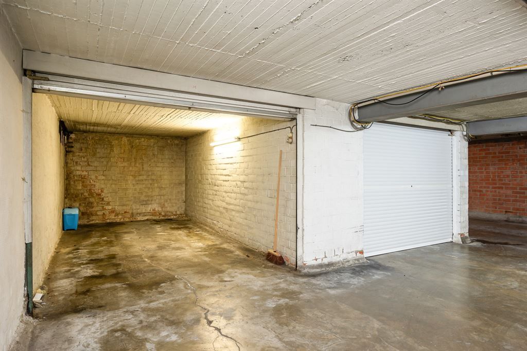 Verzorgd appartement met groen uitzicht foto 17