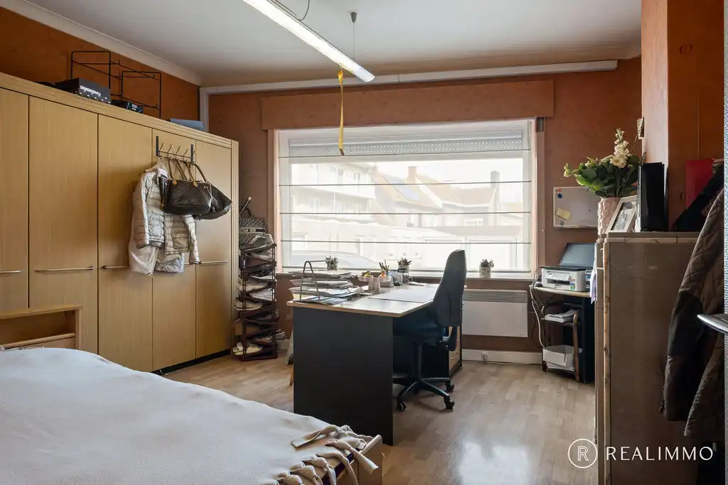 Veelzijdig handelspand met woonst op topligging in hartje Moen foto 14