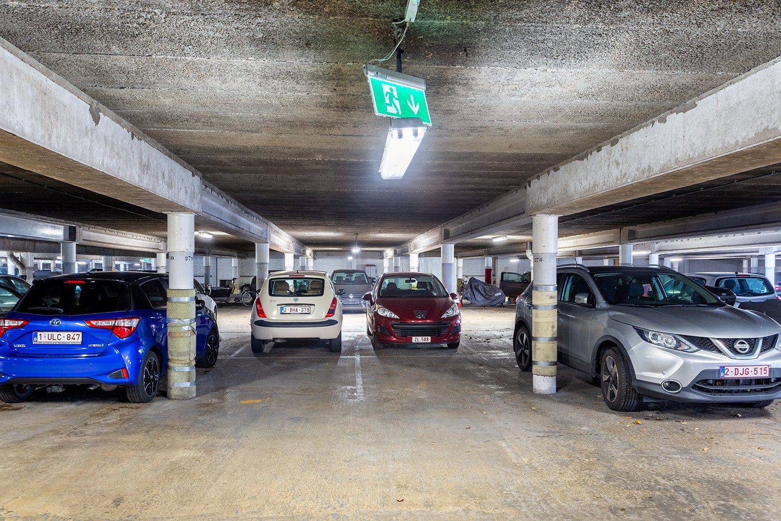 Instapklaar 3-slaapkamerappartement op de 5e verdieping met zuidgericht terras foto 26