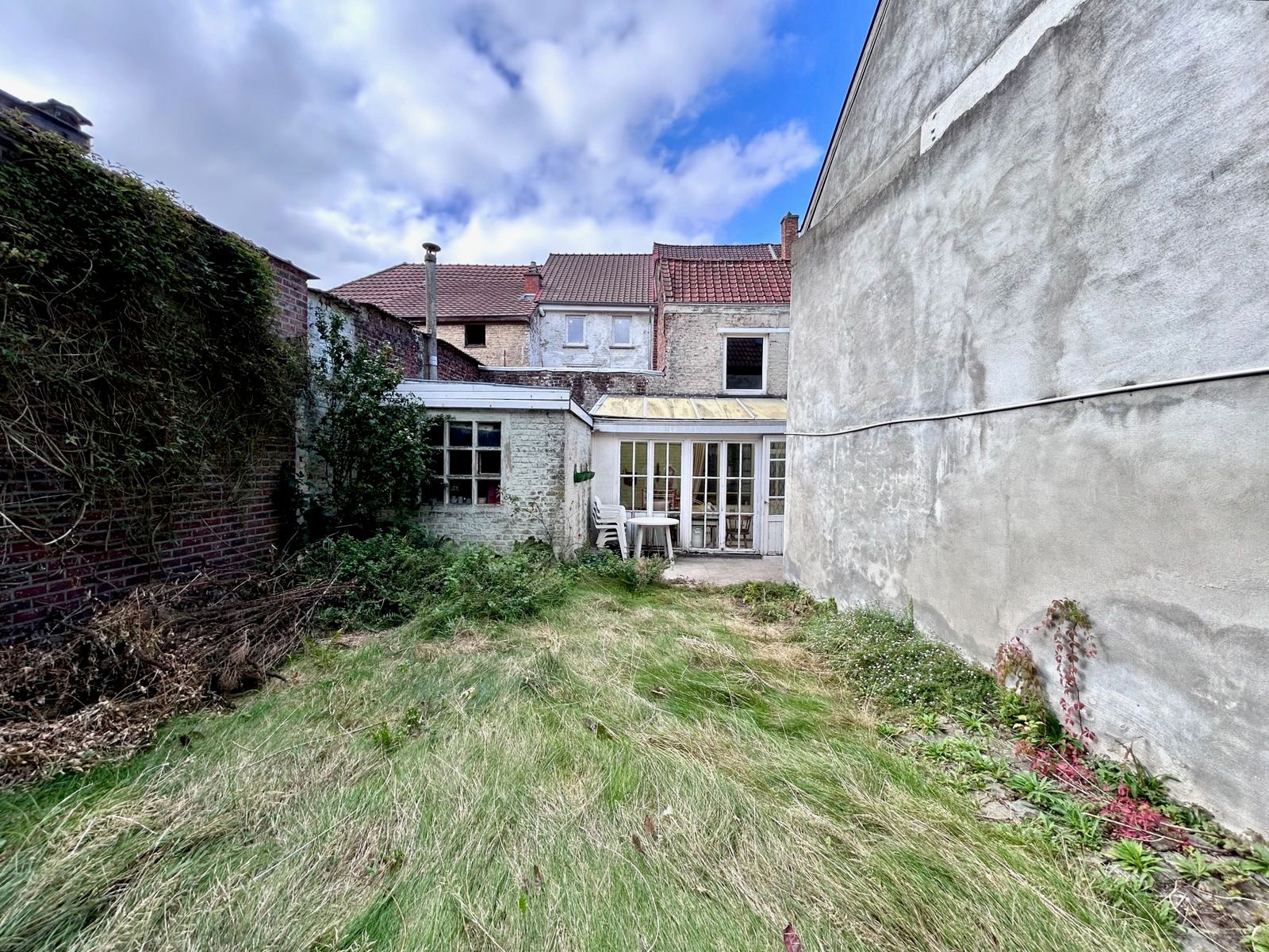 Karaktervolle, gesloten bebouwing met tuin en garage! foto 26