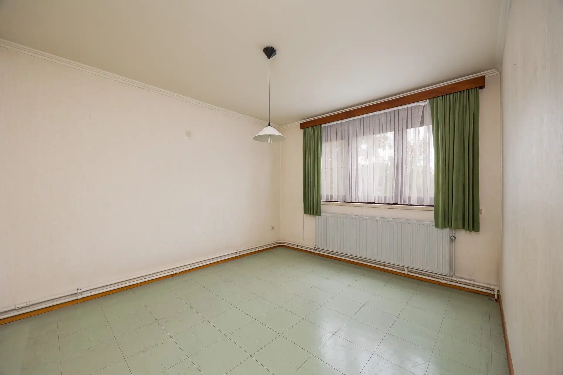 Uitstekend gelegen renovatiewoning nabij de dorpskern foto 7