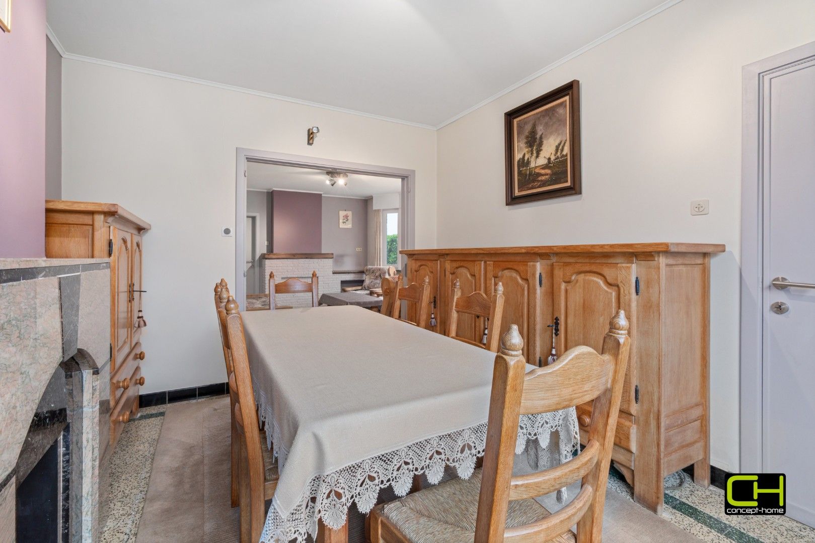 Lichtrijke woning met veel potentieel te koop in Sleidinge foto 3