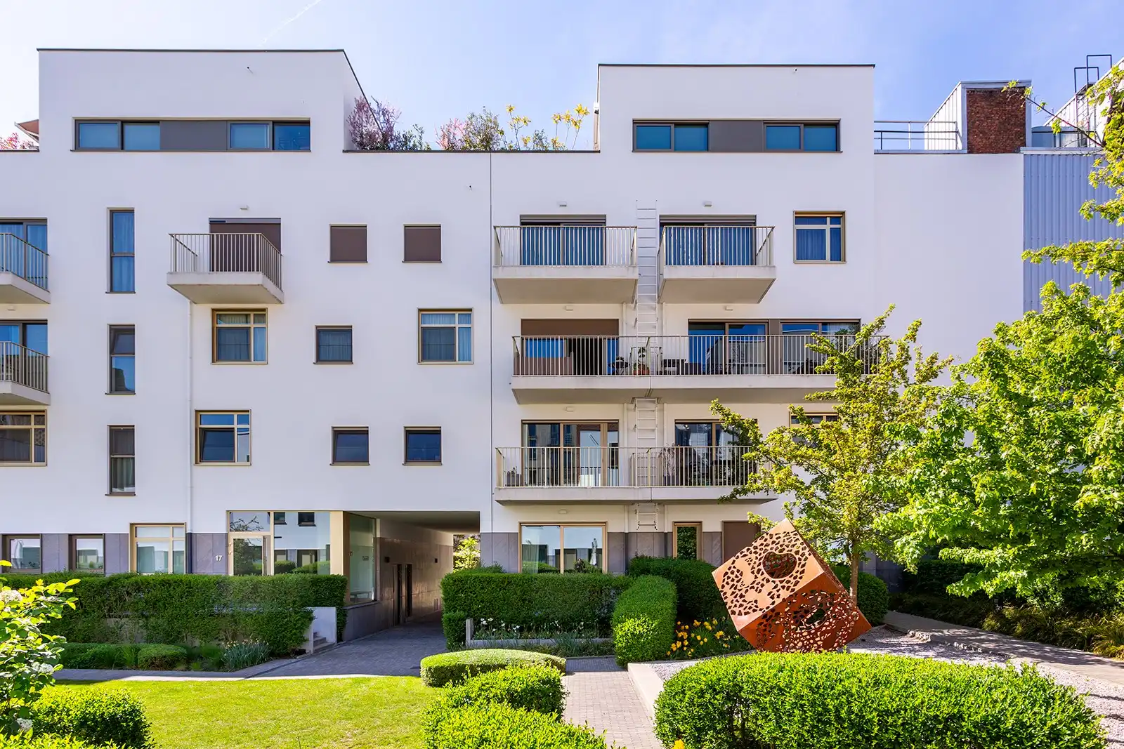 Uitzonderlijk rustig wonen in de bruisende theaterwijk foto 2
