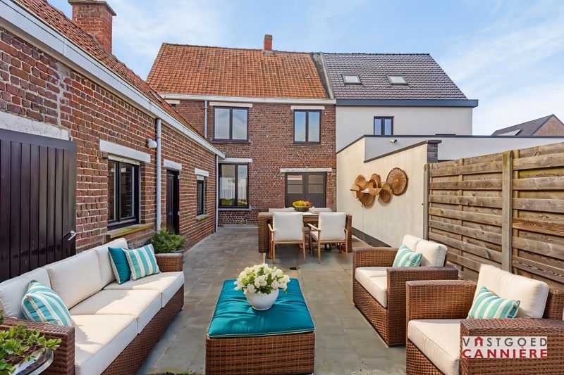 Kloeke, te renoveren, halfopen woning te koop met 3 slaapkamers in hartje Aarsele TE KOOP! foto 21