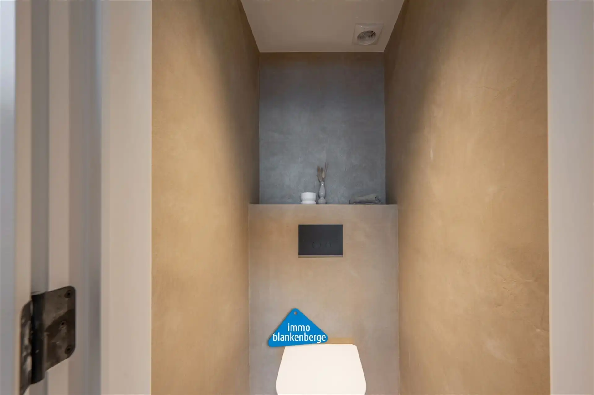 Luxueus appartement met 3 slaapkamers op de Zeedijk in Blankenberge met adembenemend zeezicht foto 27