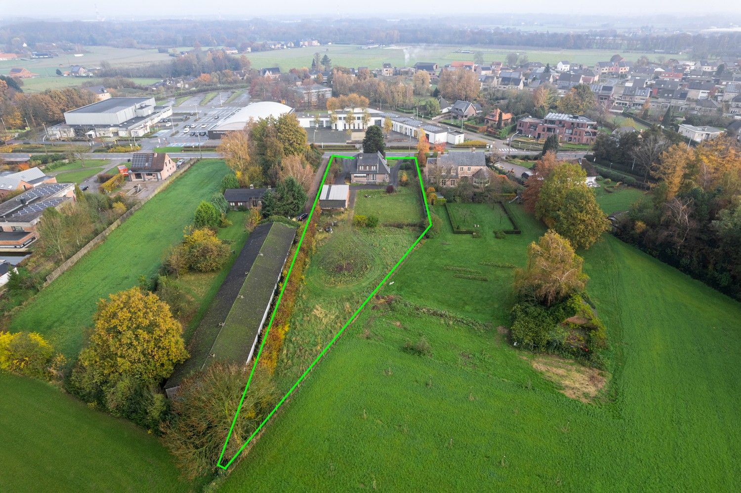 Vrijstaande woning met veel potentieel! 4 slaapkamers, atelier en bouwland in Broechem! foto 23