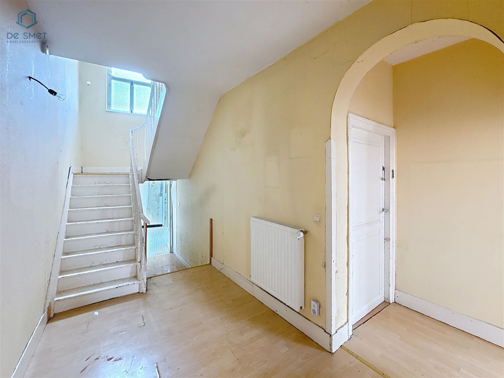 Gebouw met 2 woonentiteiten te koop in hartje Aat veel potentieel! foto 13