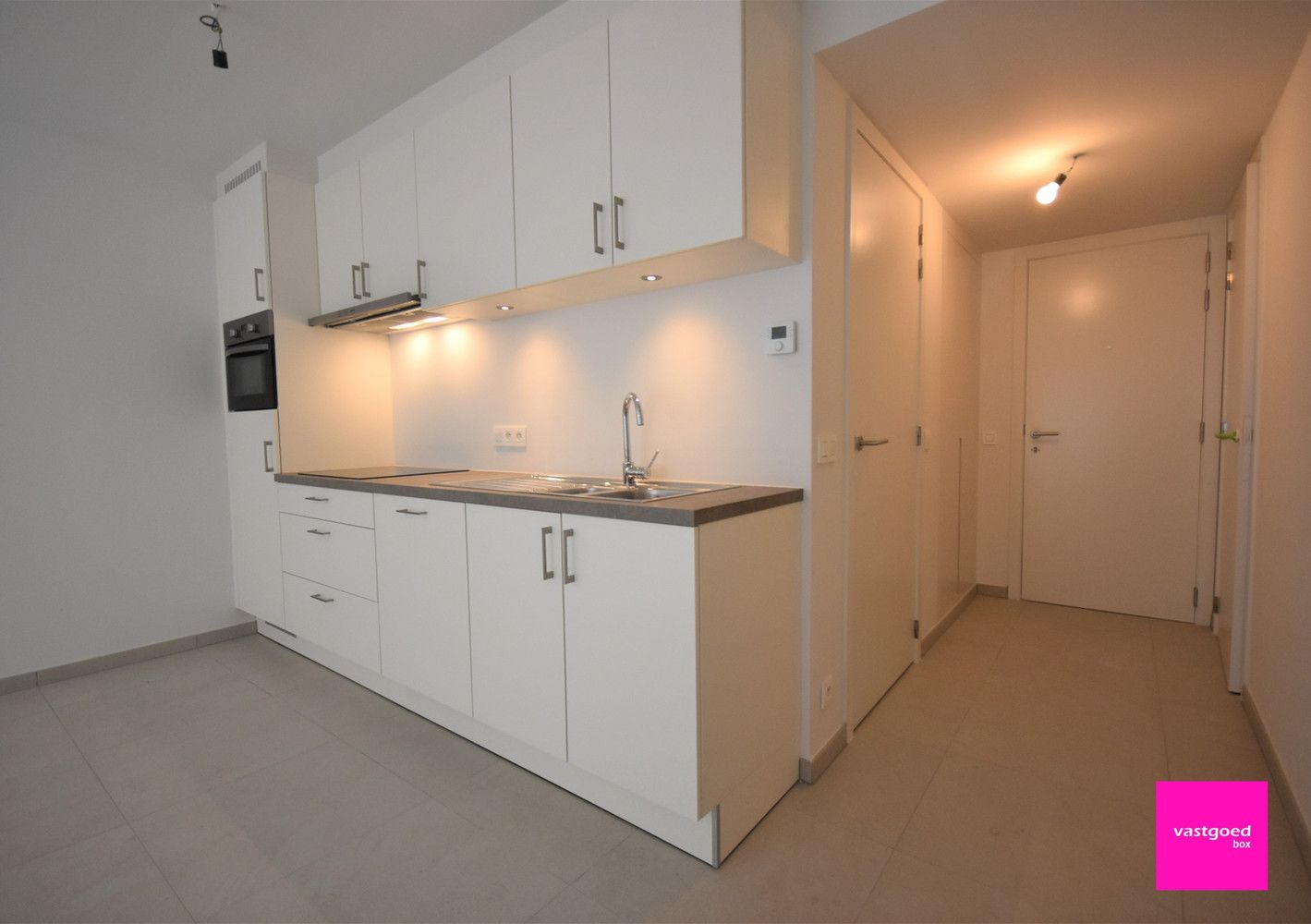 Prachtige nieuwbouwstudio, centrum Oostende foto 3