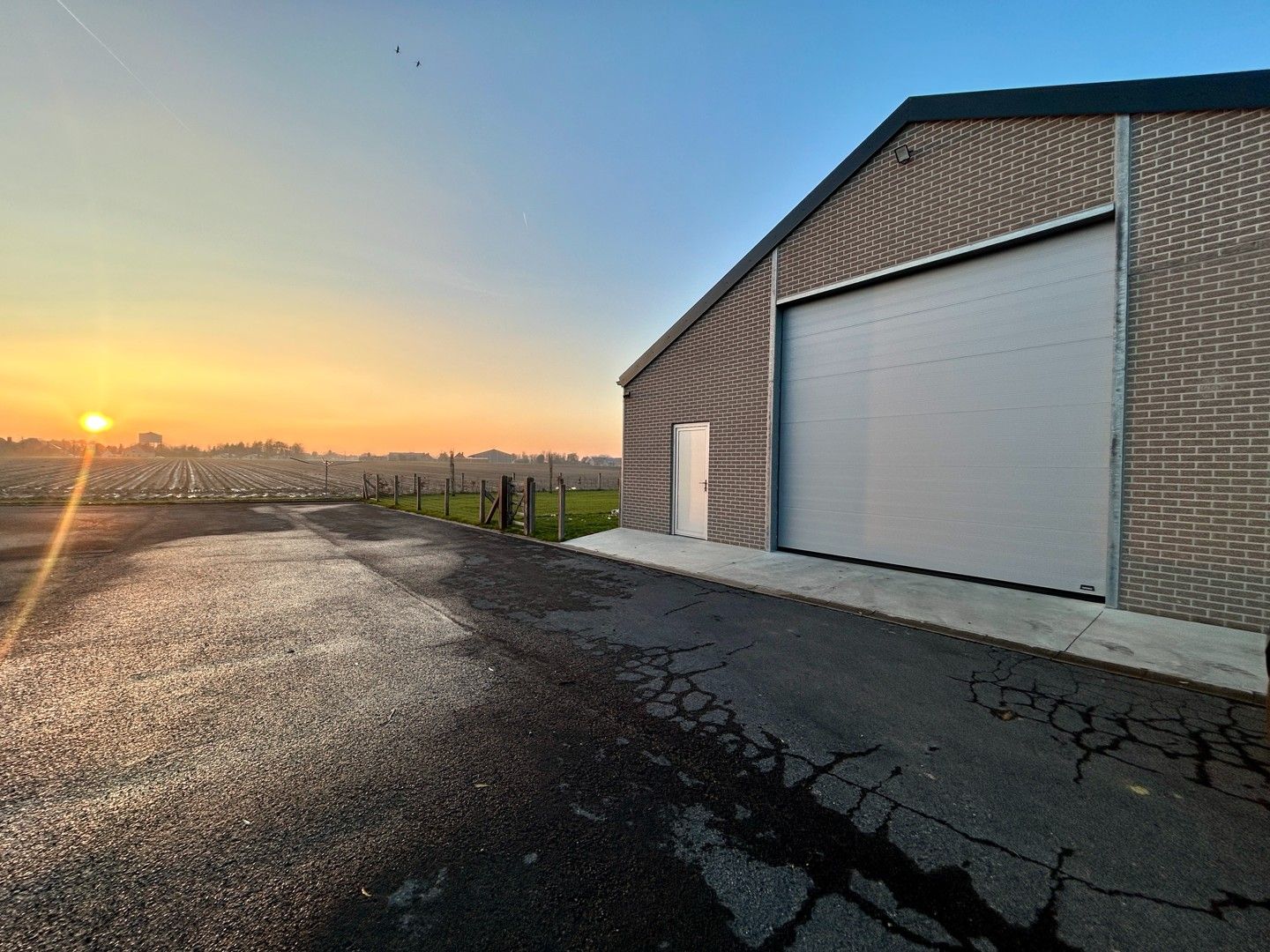 Industrieel-magazijn-logistiek te huur Kapellestraat 29/1 - 8851 Koolskamp