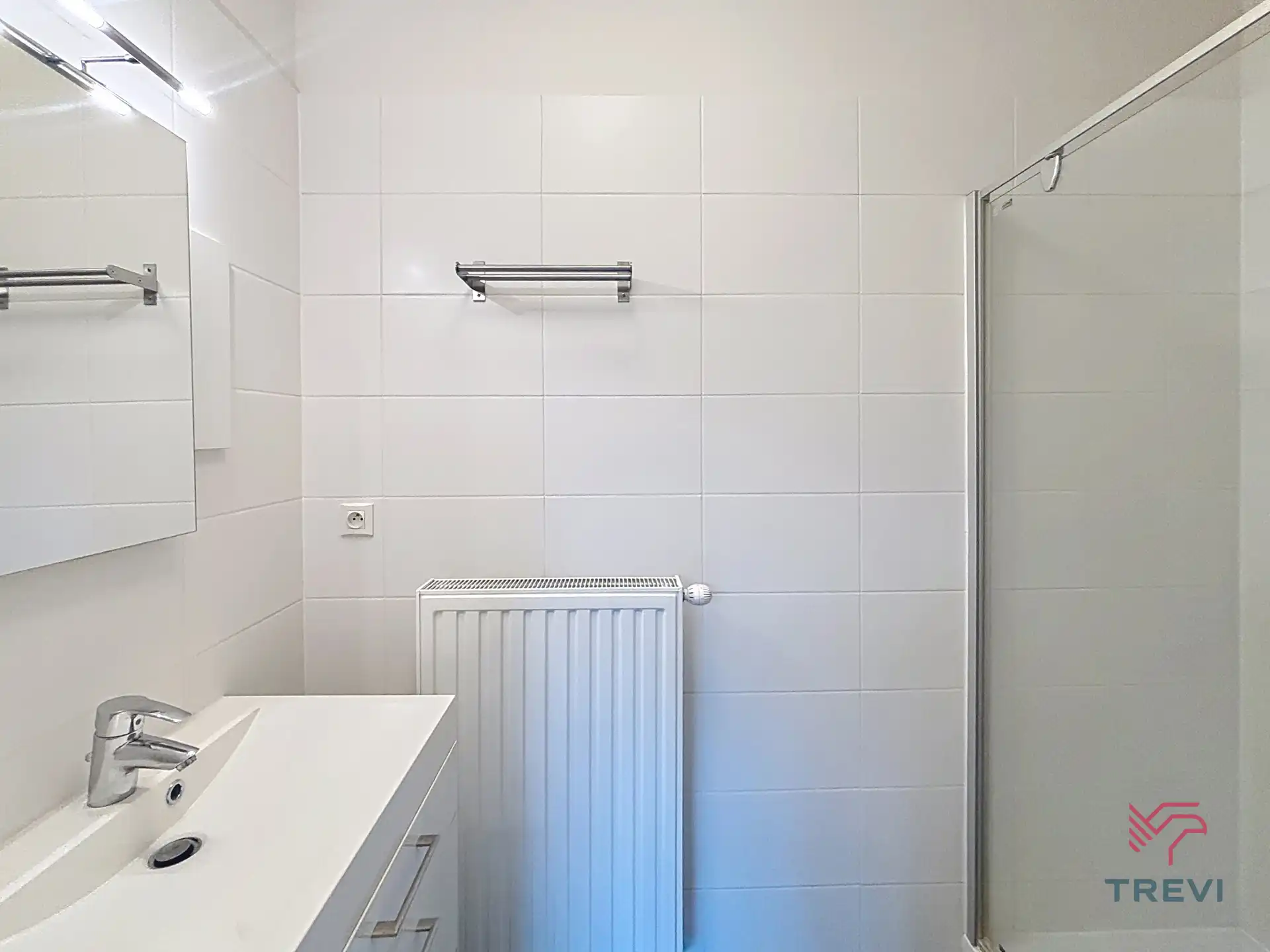 Mooi appartement met 2 slaapkamers + parkeerplaats foto 12