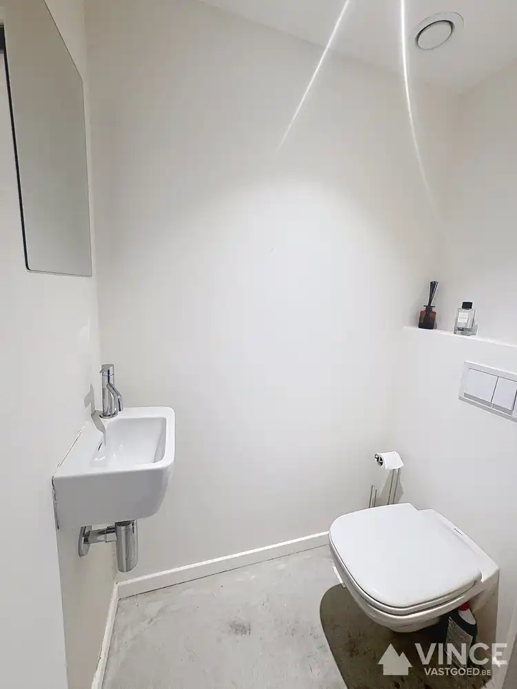 Charmante, volledig gerenoveerde woning in het hart van Mechelen foto 8