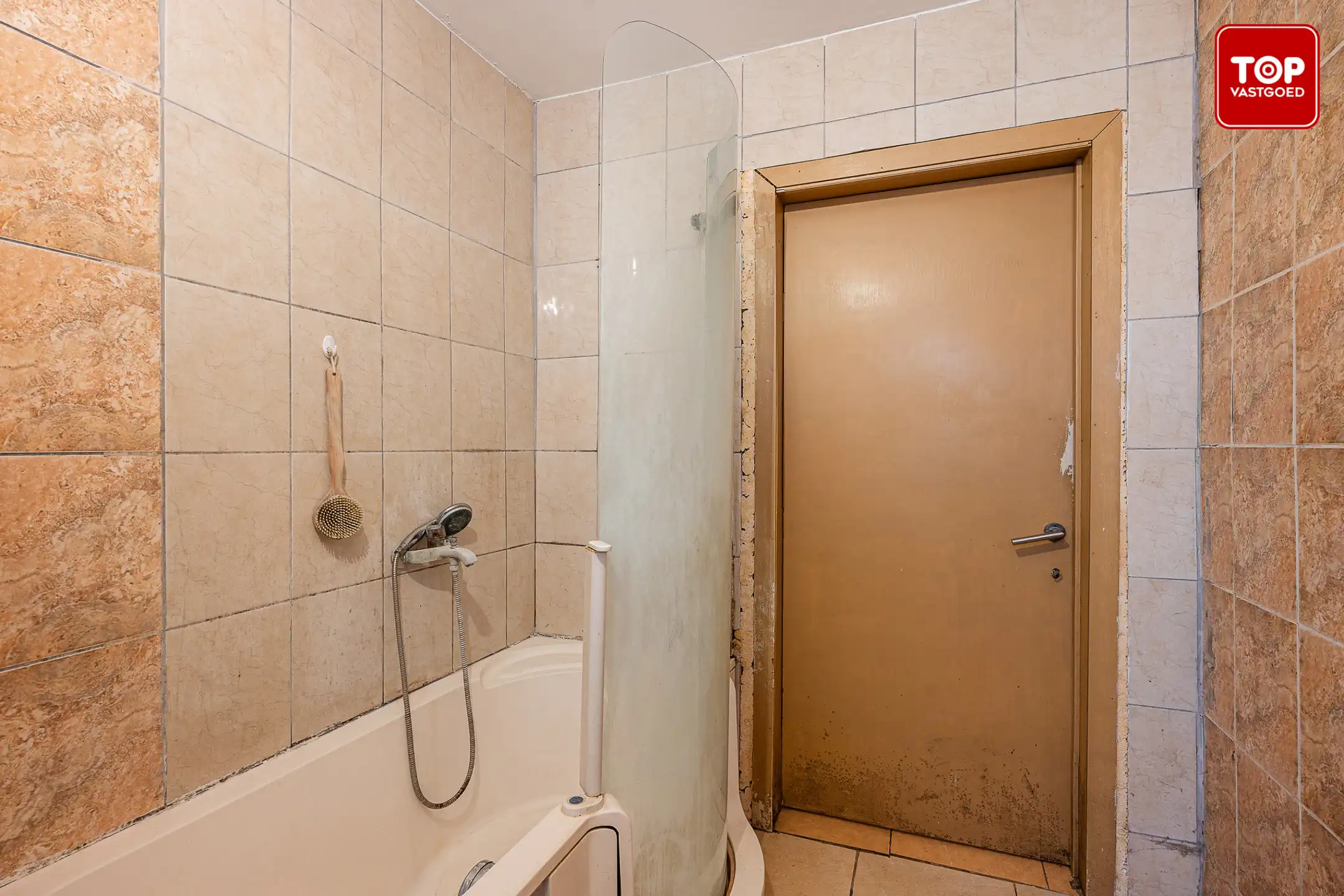 Te renoveren appartement met privé-ingang en tal van mogelijkheden. foto 20
