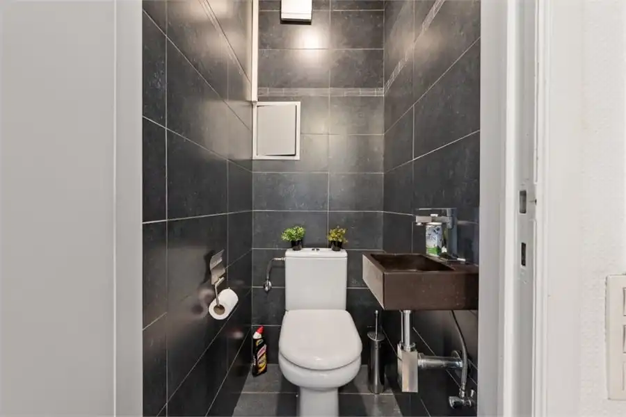 VERHUURD APPARTEMENT MET 2 SLKS IN HASSELT foto 9