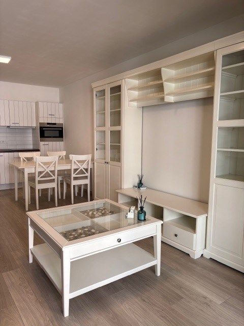 Hip appartement in 2de lijn van de zeedijk in het bruisende Mariakerke foto 2
