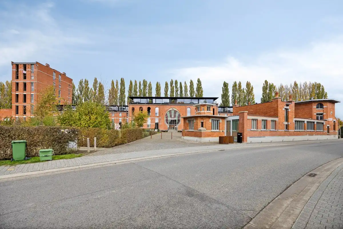 Modernistische woning met ruime indeling en zonnige tuin te Tongeren-Nerem foto 26