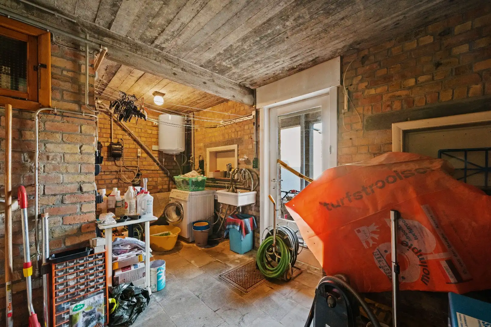 Uitstekend gelegen woonhuis foto 17