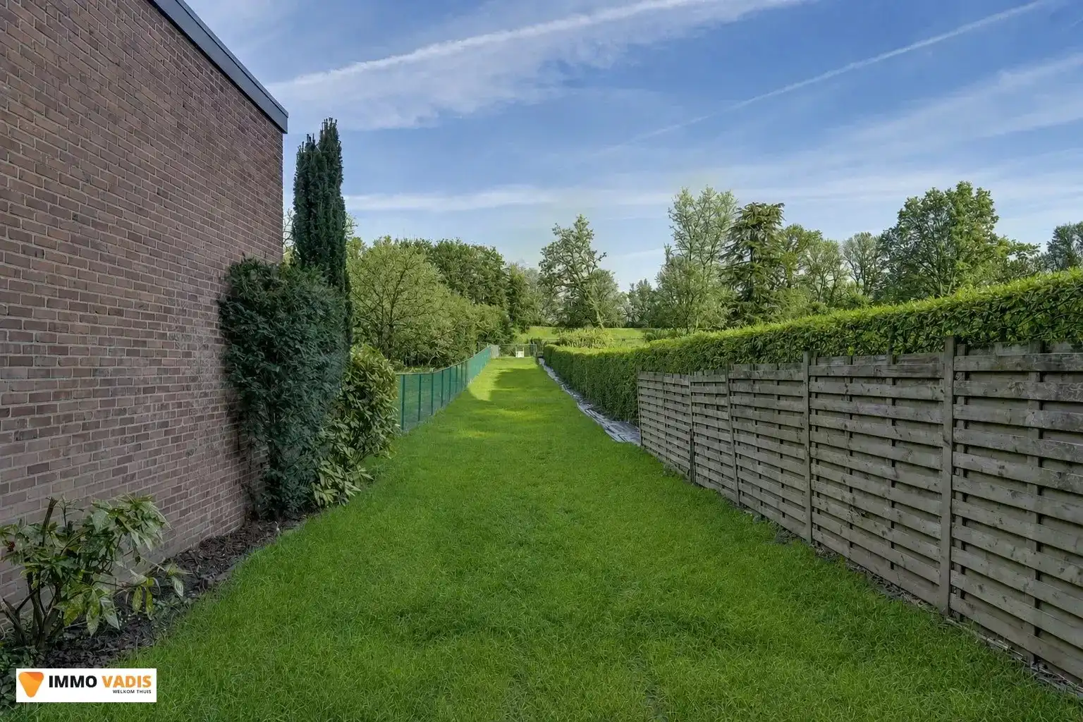 Ruime en lichtrijke woning op topligging vlakbij het centrum van Tongeren foto 24
