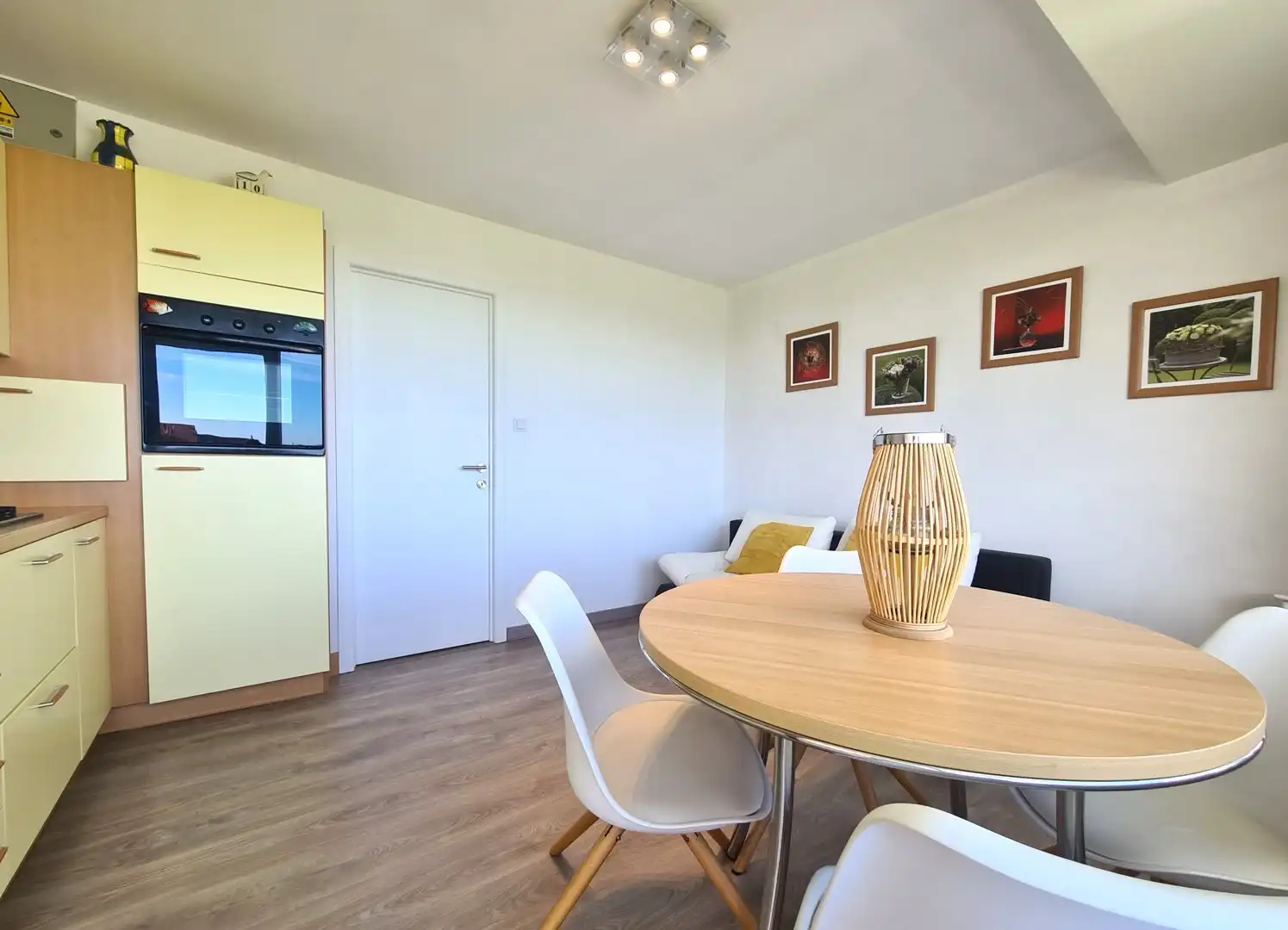 Verzorgd 1-slaapkamerappartement te koop in Vosseslag – De Haan. foto 4