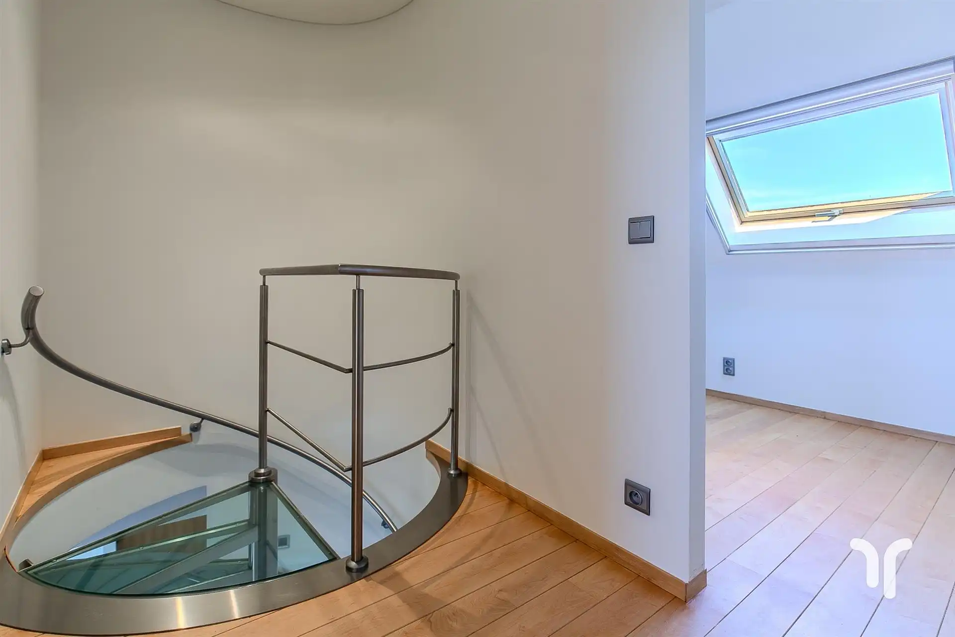 Luxueus afgewerkt penthouse – duplexappartement foto 9