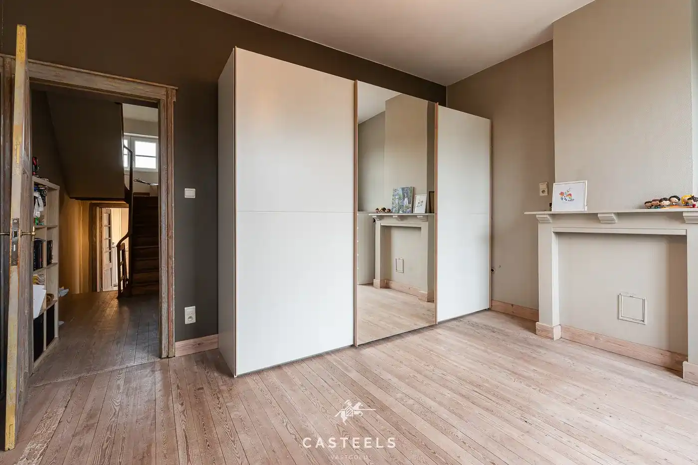 Centraal gelegen rijwoning met tuin in Sint-Denijs-Westrem foto 27