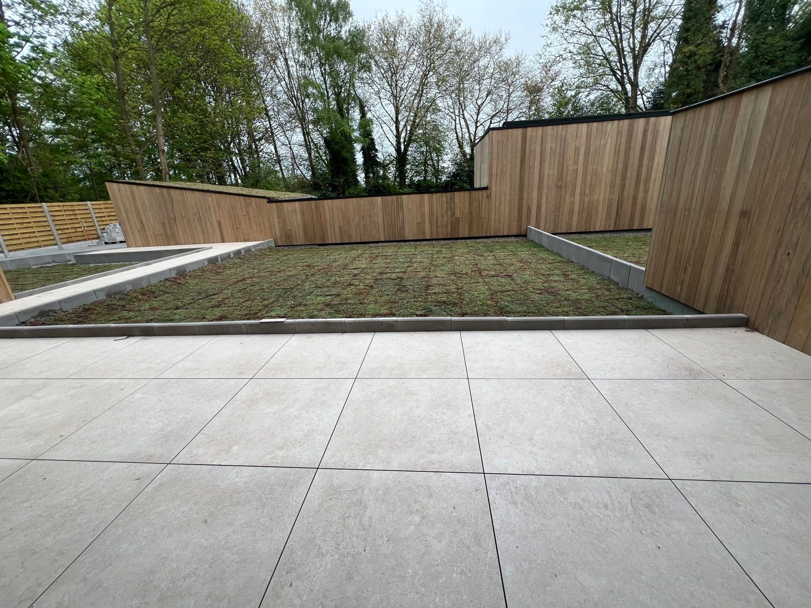 Luxueus nieuwbouw GLV met 1 slpk, terras, berging en parking foto 8