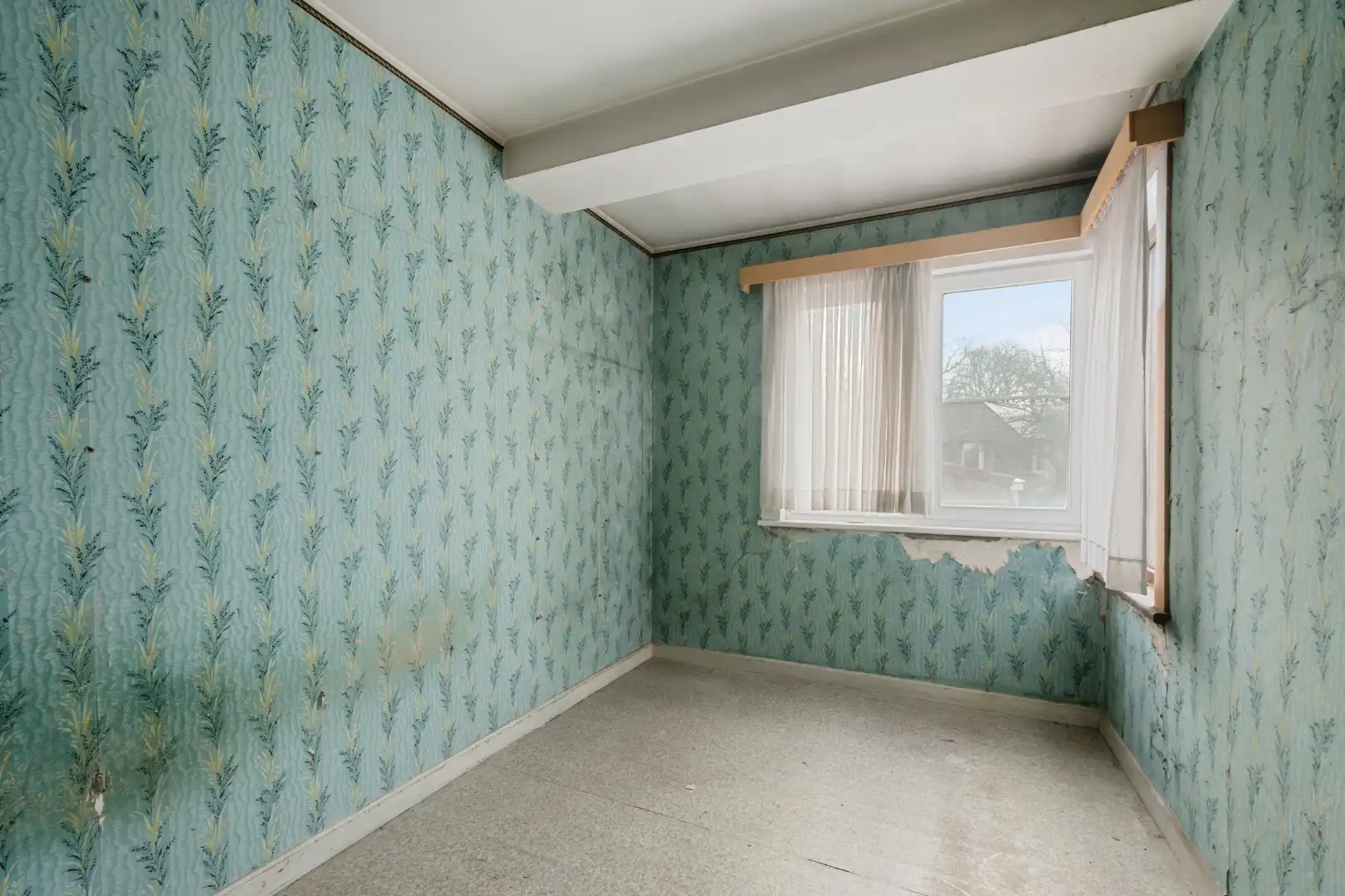 Woning met 7 slaapkamers en tuin met uitweg in Dadizele-centrum foto 13