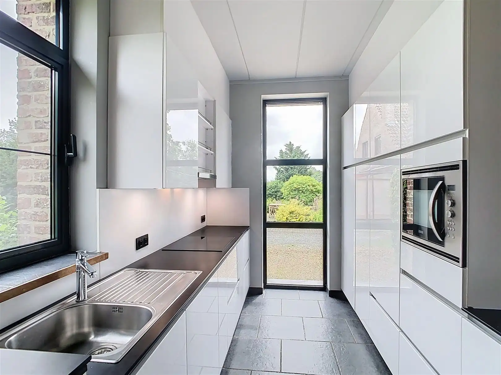 Halfopen bebouwing met tuin, 3 slpks, opp 14a 88ca foto 12