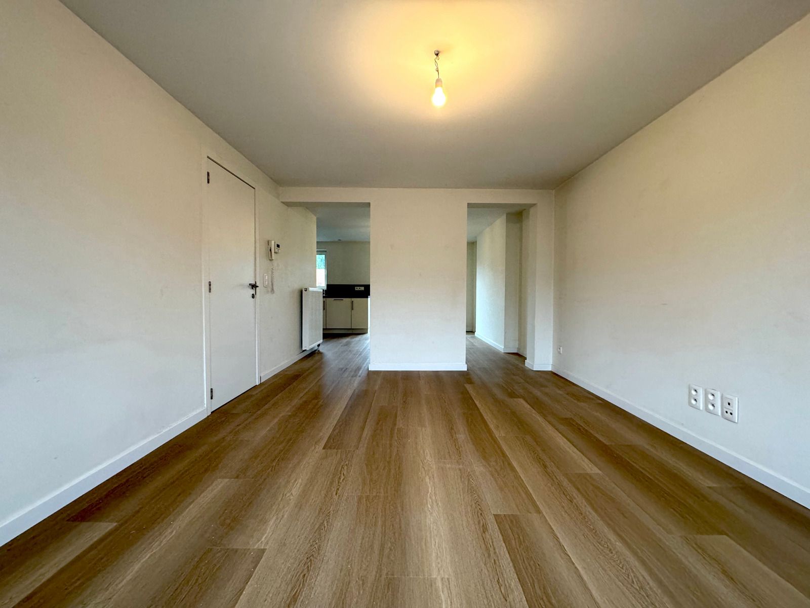 Te huur: gerenoveerd duplex appartement in centrum Aalst! foto 6
