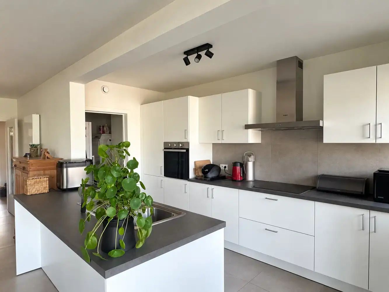 Prachtig appartement met 2 slaapkamers & terrassen in Lier! foto 3