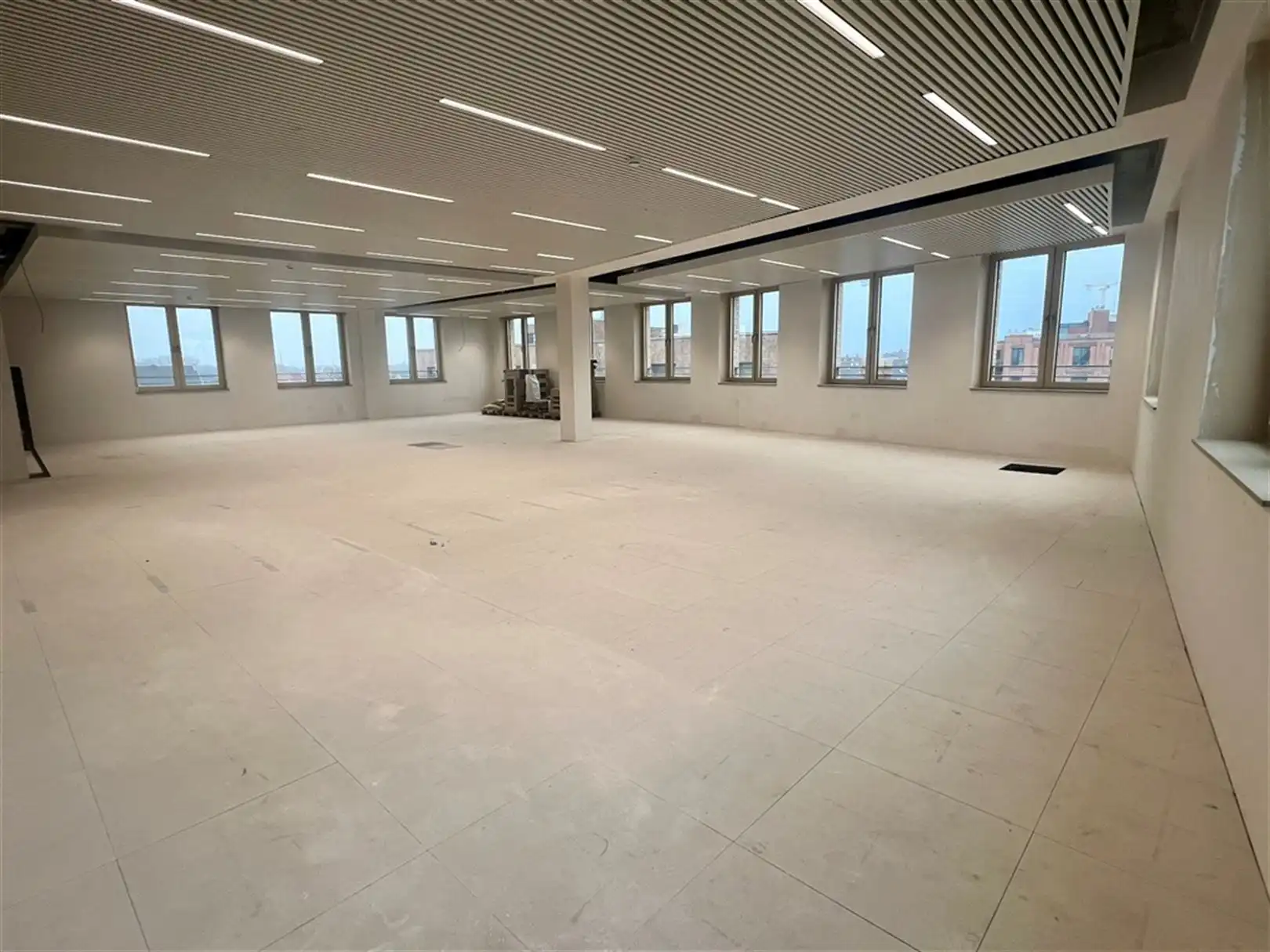 Nieuwbouwkantoor nabij het Gentse stadscentrum Keizerpoort met oppervlakte van 257 m² foto 7