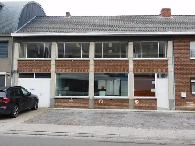 Commerciële ruimte te huur Scheigoorstraat 2 - 3580 Beringen