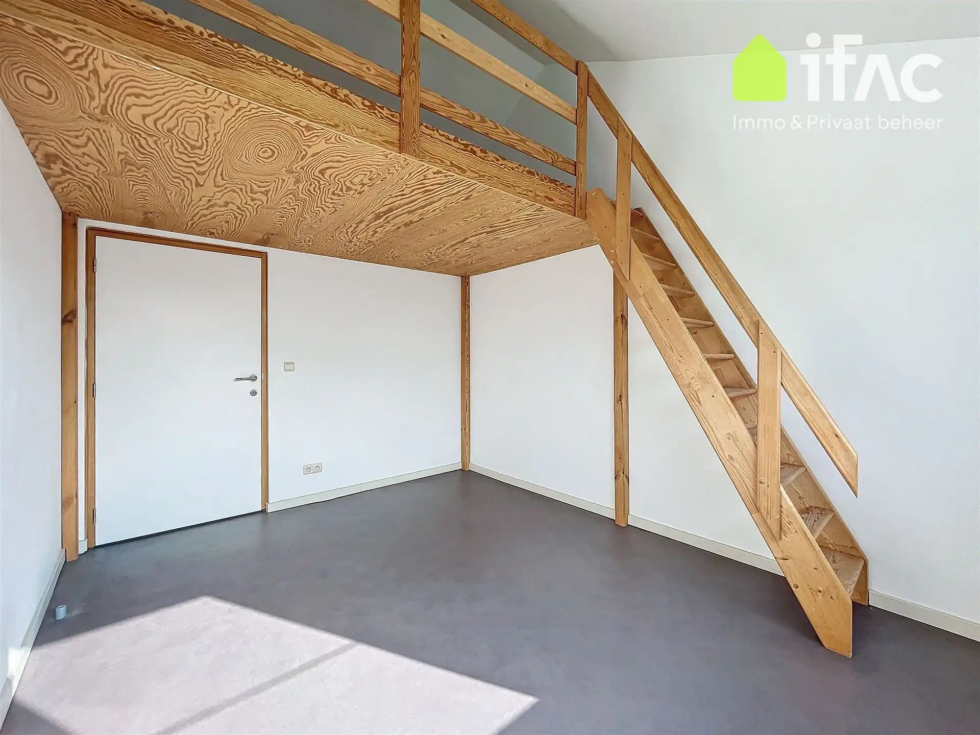 Energiezuinige woning, 4 slaapkamers en leuke tuin foto 16