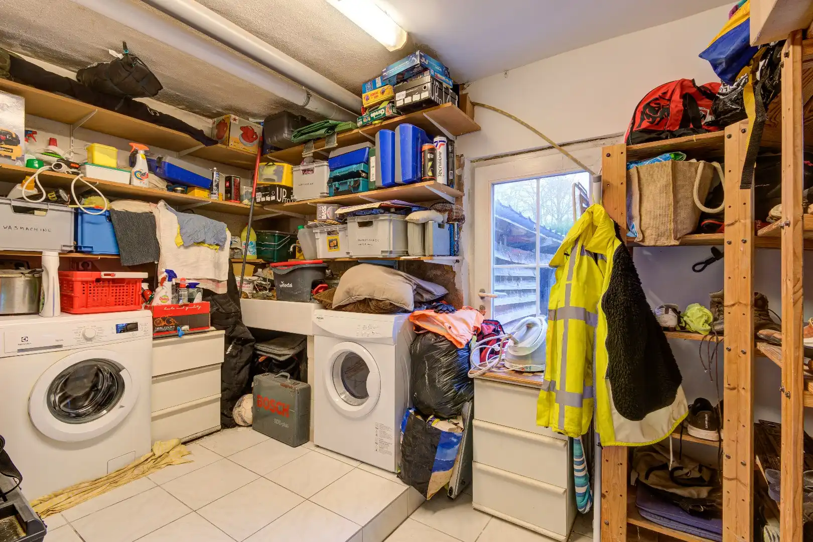 Half open woning in Schilde met zonnige tuin op het zuidwesten, terras en 4 slaapkamers, 1 badkamer en 4 parkeerplaatsen foto 24