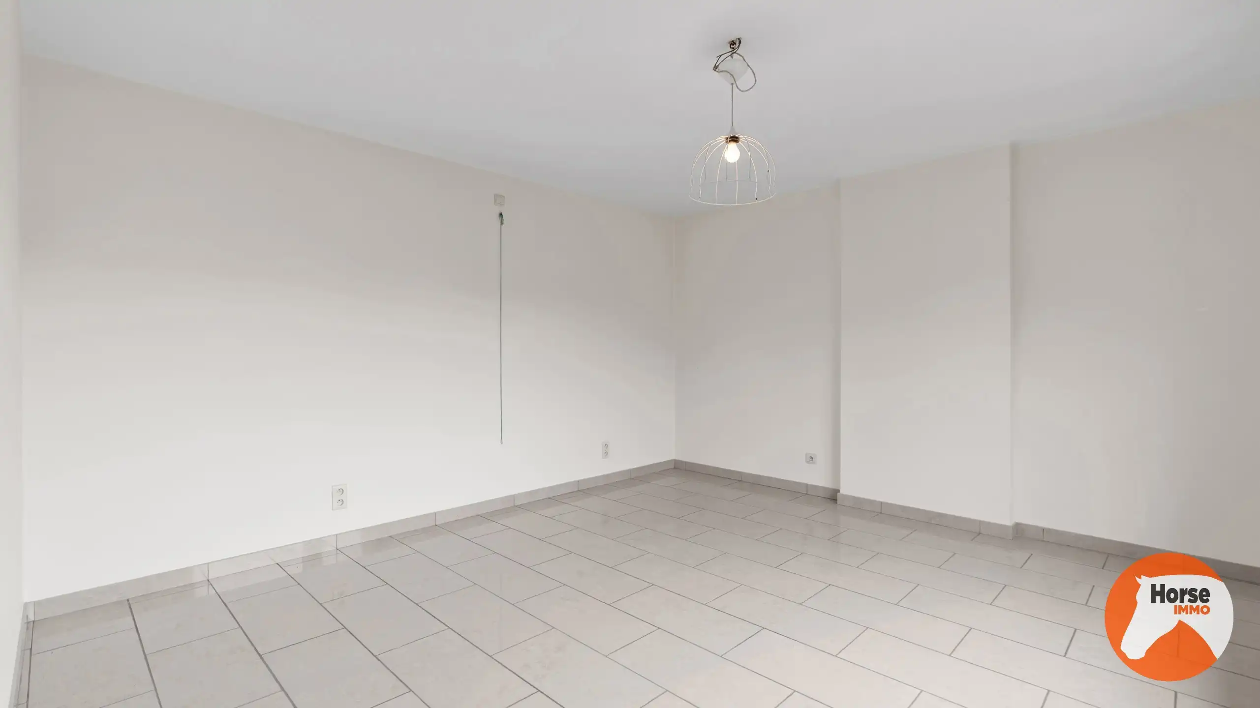 LIERDE - Woning met veel potentieel op 93are foto 18