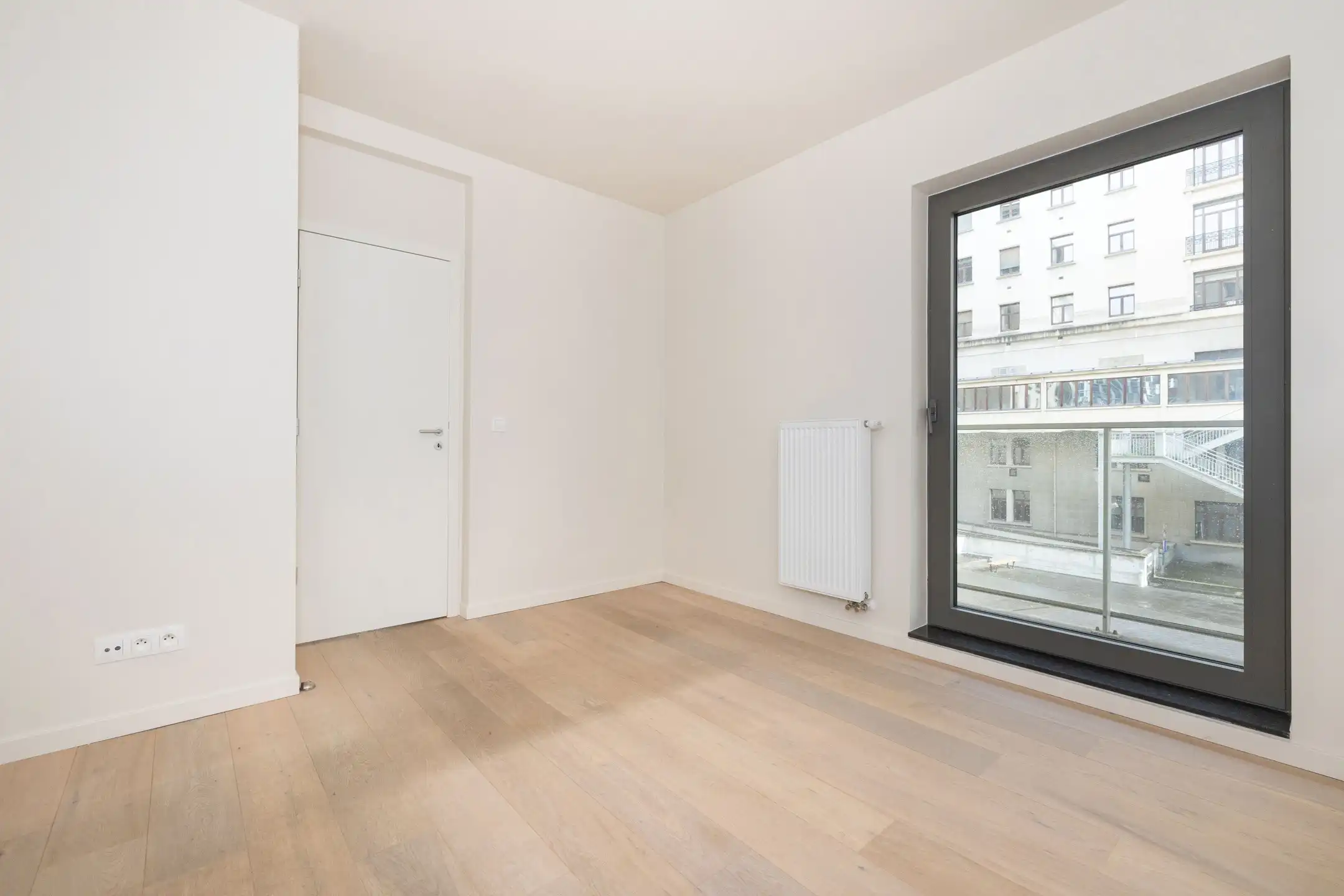 Stijlvol wonen met terras in de Europese wijk foto 4