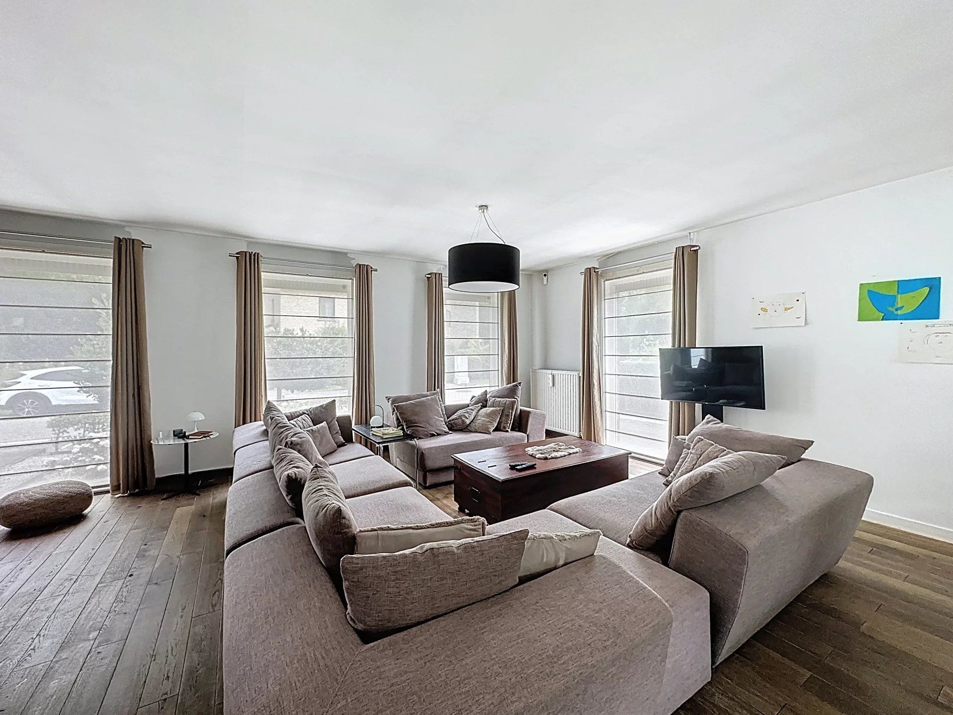 Laagbouwwoning met 3 slaapkamers nabij het centrum eventueel gemeubeld te huur foto 5