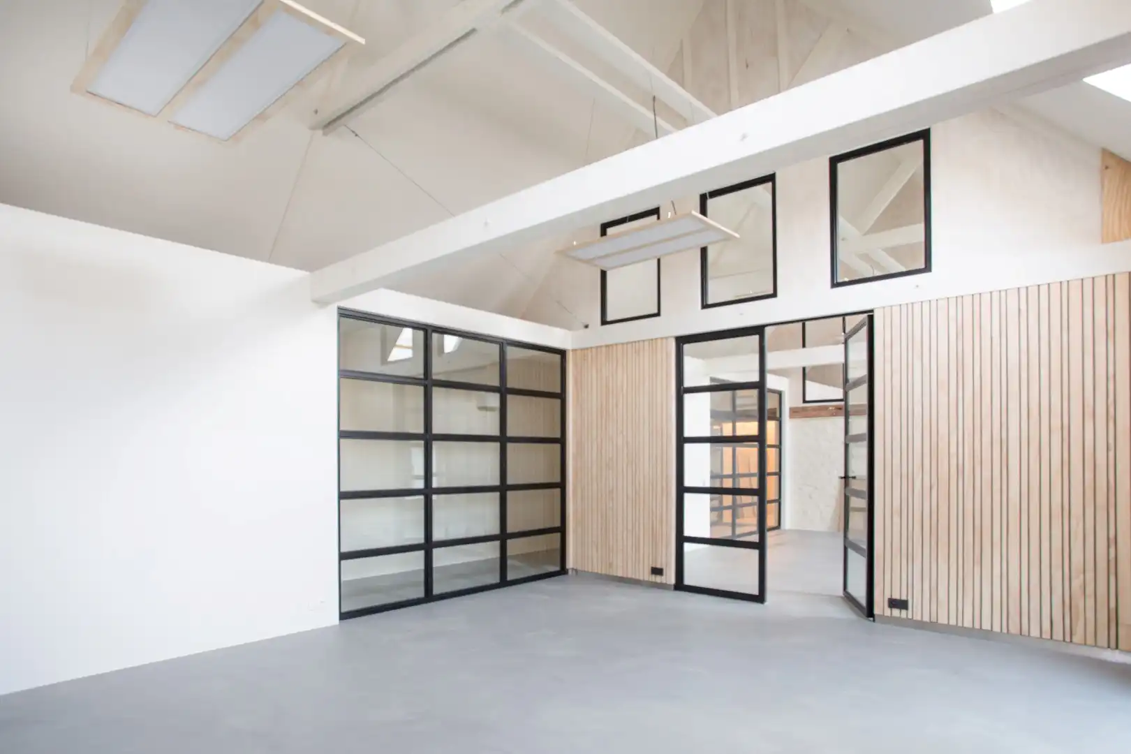 Leuke kantoorunits in centrum Roeselare foto {{pictureIndex}}