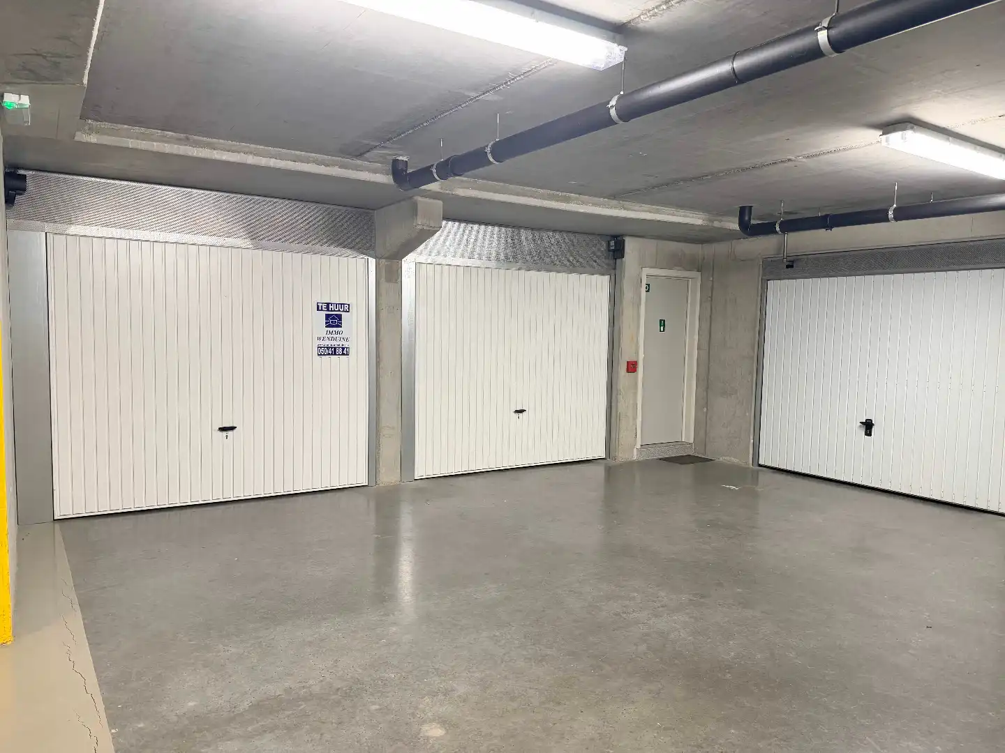 Gesloten garagebox - centrum Wenduine foto 2
